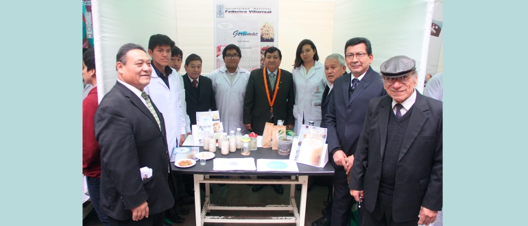 Estudiantes presentan productos de investigación en feria científica Agroindustrial
