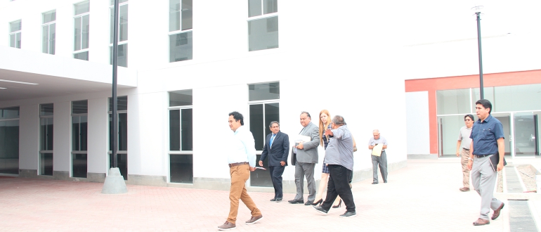 Facultad de Ciencias Económicas realiza visita a nueva sede en Oquendo